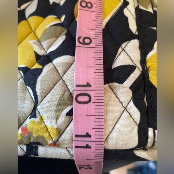 Vera Bradley Dogwood Floral Tote - Picture 2 of 9